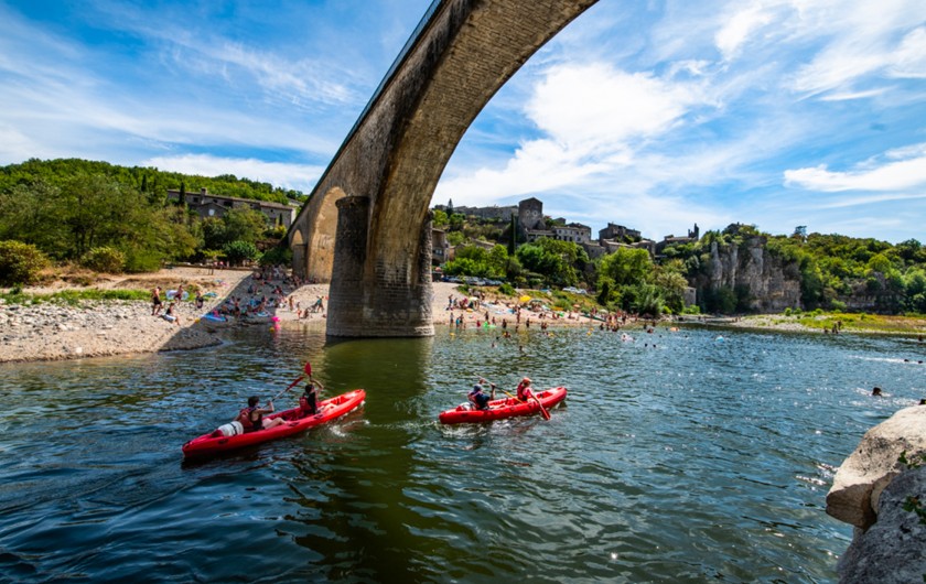 Location de vacances - Gîte à Ruoms - Pont de Balazuc