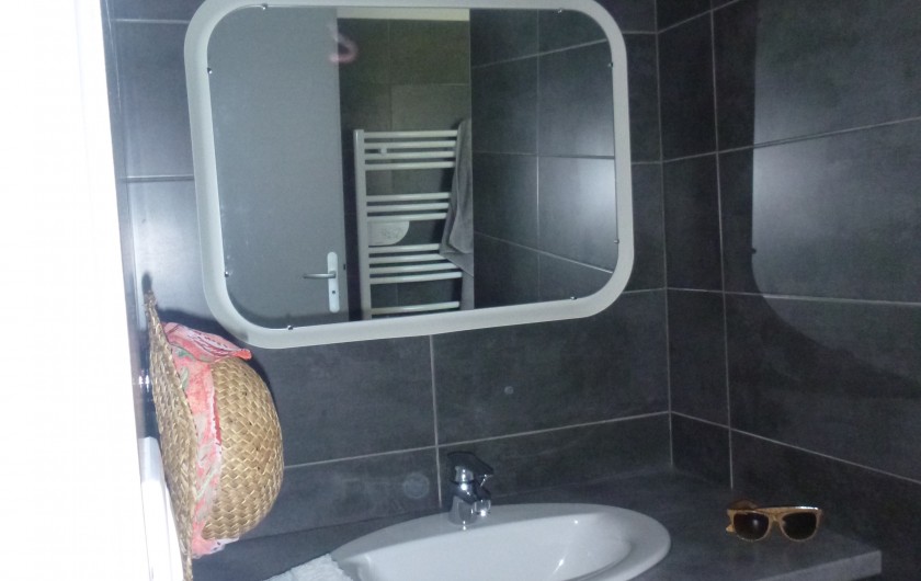 Location de vacances - Gîte à Ruoms - Douche italienne 1