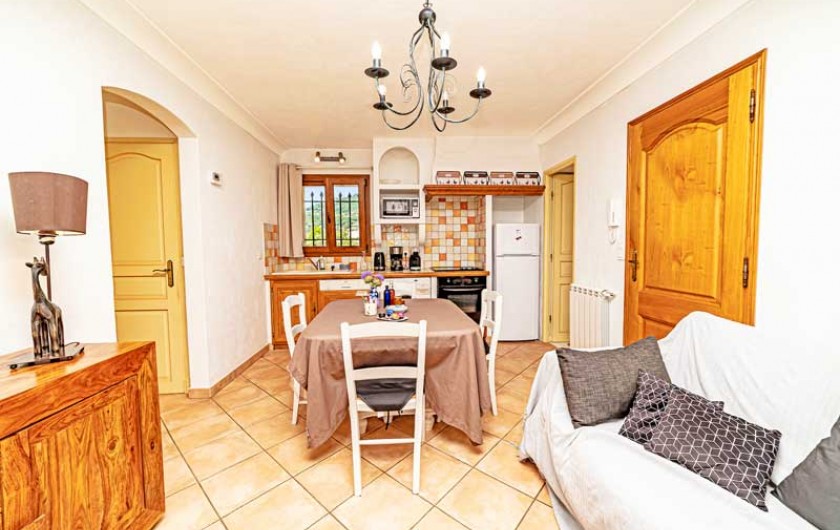 Location de vacances - Appartement à Le Bar-sur-Loup - INTERIEUR TOUT CONFORT