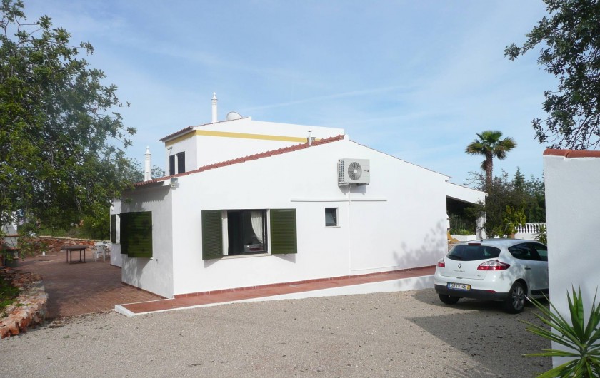 Location de vacances - Villa à Tavira - Plein de parking
