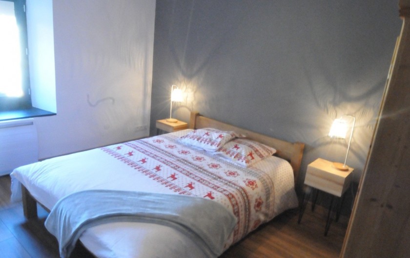 Location de vacances - Appartement à Charvonnex - chambre Parmelan