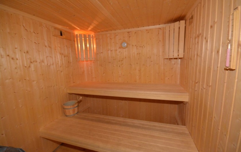 Location de vacances - Chalet à L'Alpe d'Huez - Le sauna