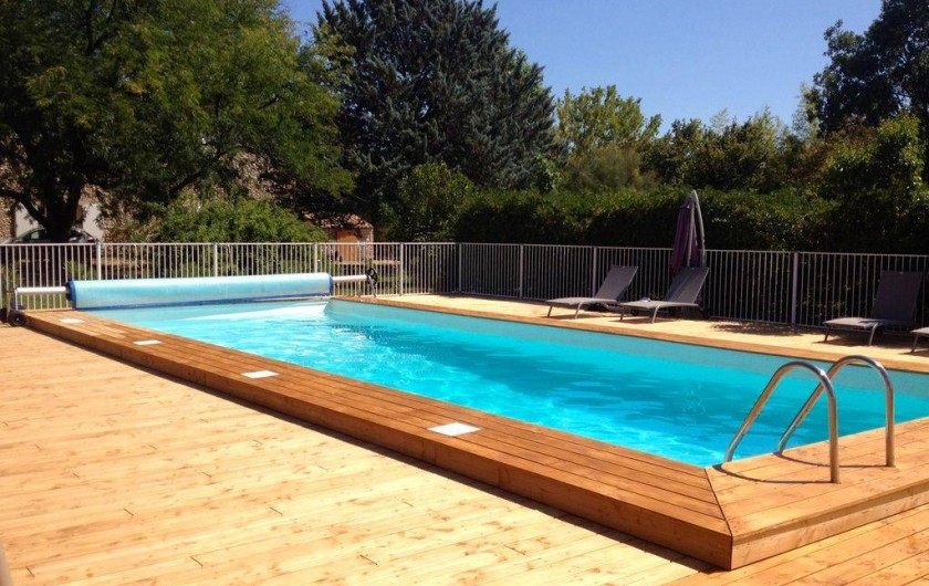 Location de vacances - Gîte à Sainte-Anastasie - Piscine