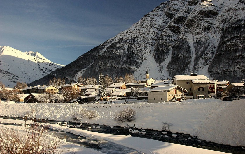 Location de vacances - Appartement à Bessans - Bessans en hiver
