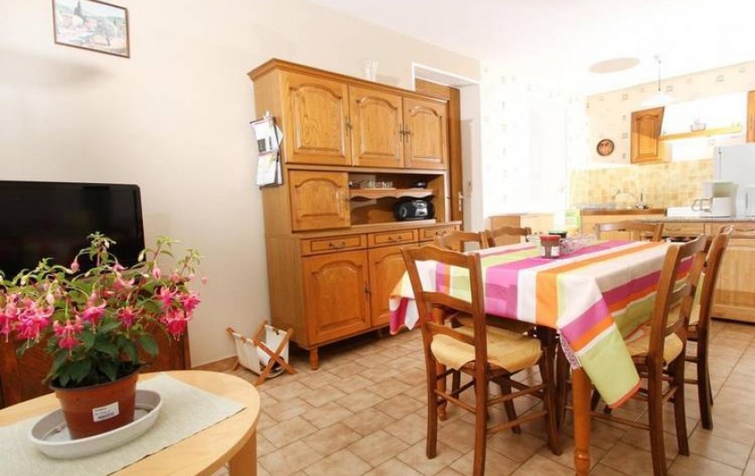 Location de vacances - Gîte à Saint-Étienne-de-Serre - Salon et coin TV