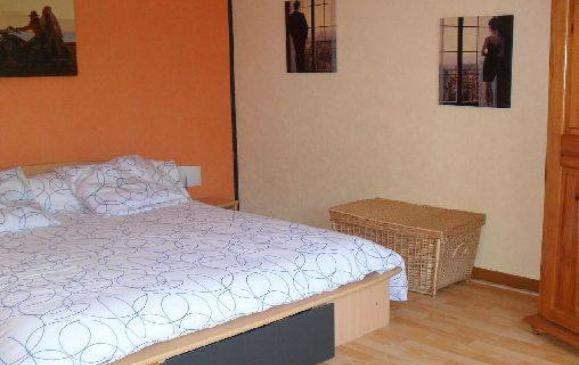 Location de vacances - Maison - Villa à La Guérinière - Chambre N°1 avec lit en 160 drap fourni et inclus dans le prix.