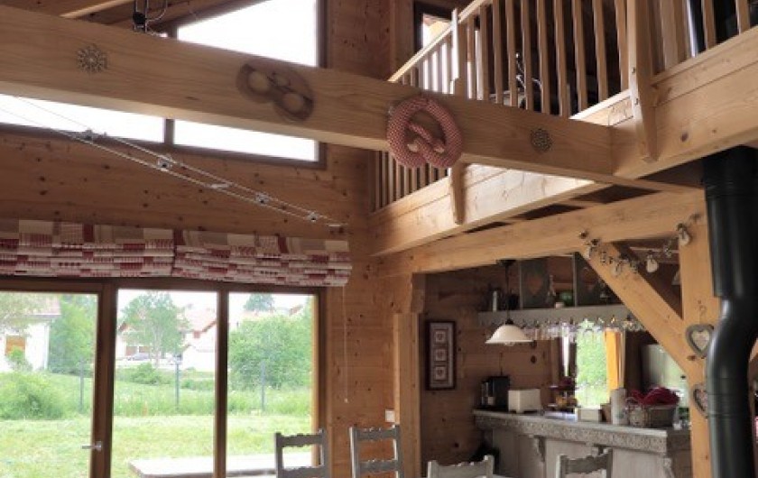 Location de vacances - Chalet à La Pesse - salle à manger et cuisine ouverte