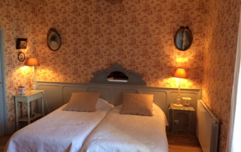 Location de vacances - Maison - Villa à Mirannes - Chambre Framboise, lits jumeaux 100x2m. Salle de bain privée avec douche