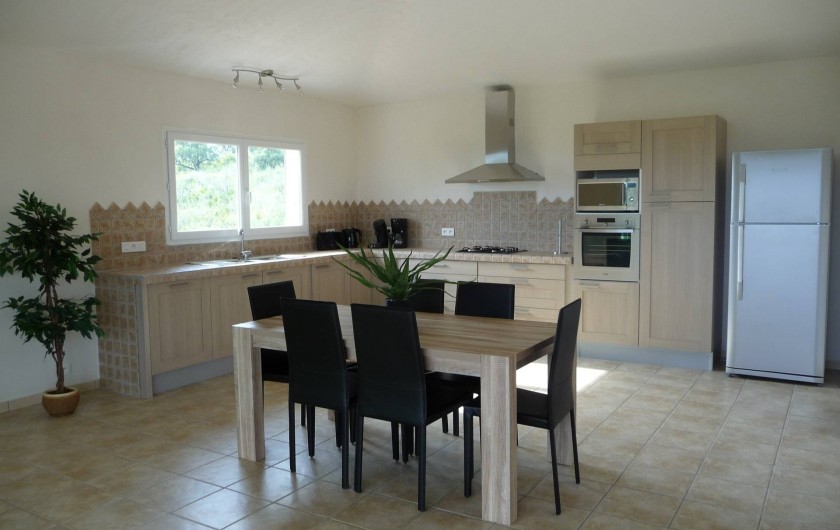 Location de vacances - Villa à Sainte-Lucie de Porto-Vecchio - CUISINE