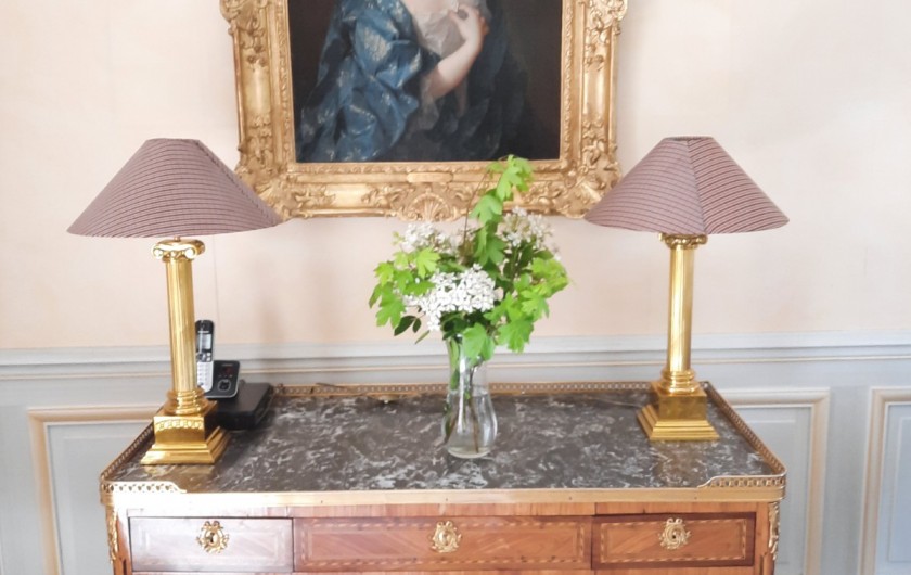 Location de vacances - Château - Manoir à Mesnil-Verclives - un détail dans l'entrée