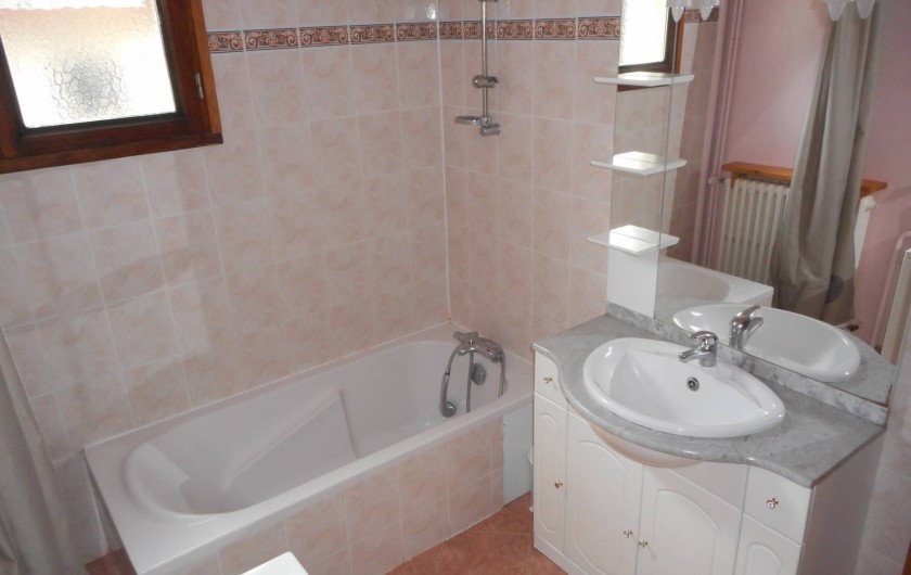 Location de vacances - Appartement à Notre-Dame-de-Bellecombe - Salle de bain
