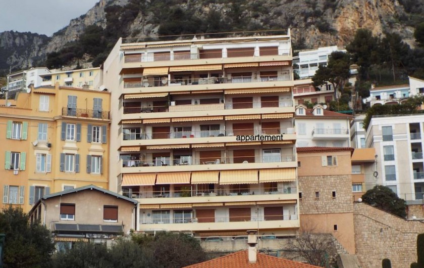 Location de vacances - Appartement à Roquebrune-Cap-Martin - facade sud coté mer