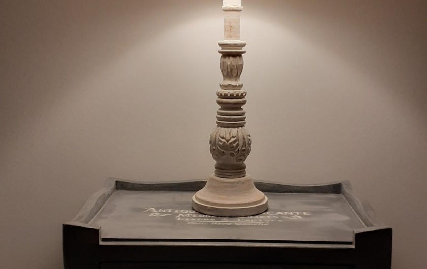 Location de vacances - Appartement à Le Mont-Dore - Détail déco chambre côté cour