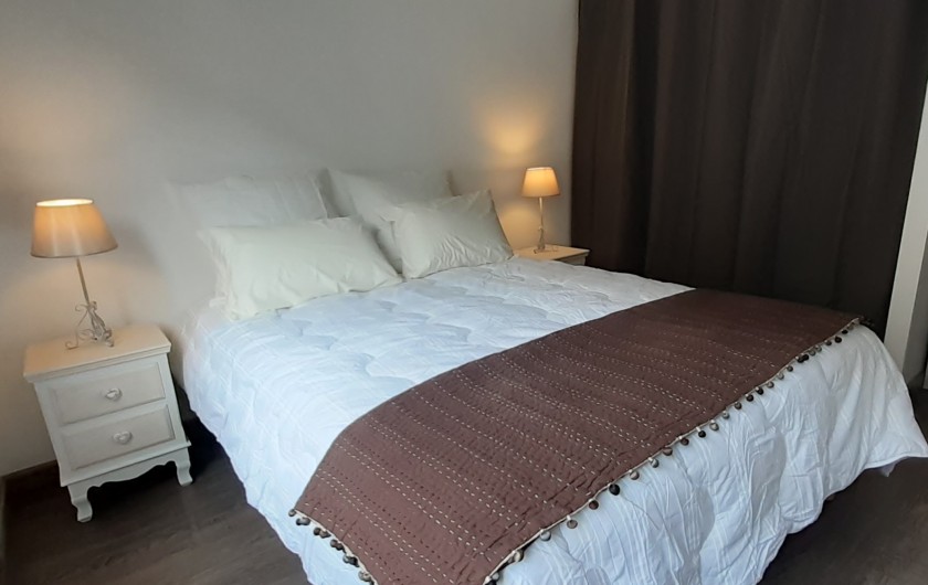 Location de vacances - Appartement à Le Mont-Dore - Chambre côté rue