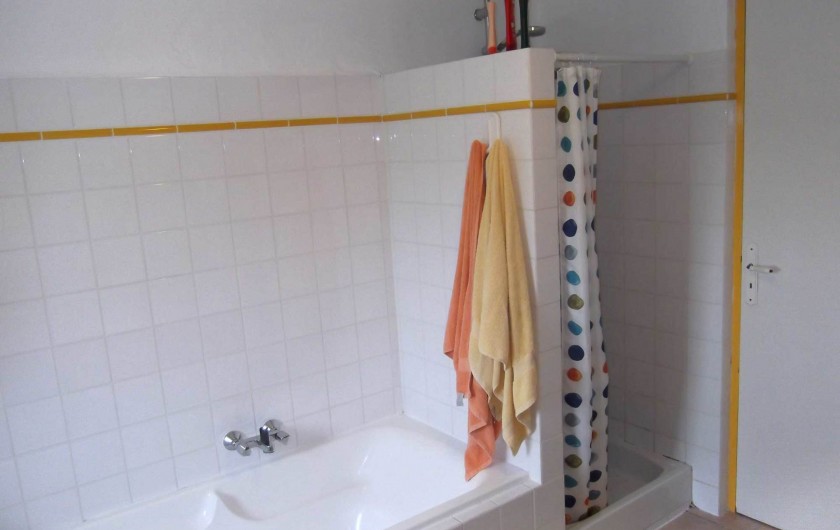 Location de vacances - Maison - Villa à Lauzerte - Douche aussi