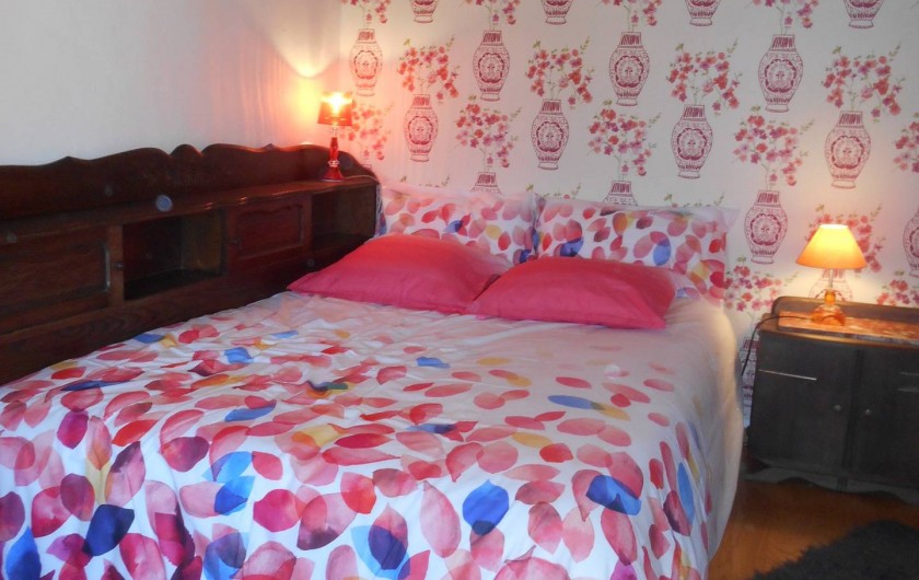 Location de vacances - Maison - Villa à Nouzerolles - chambre côté jardin  lit 140/190 matelas épais