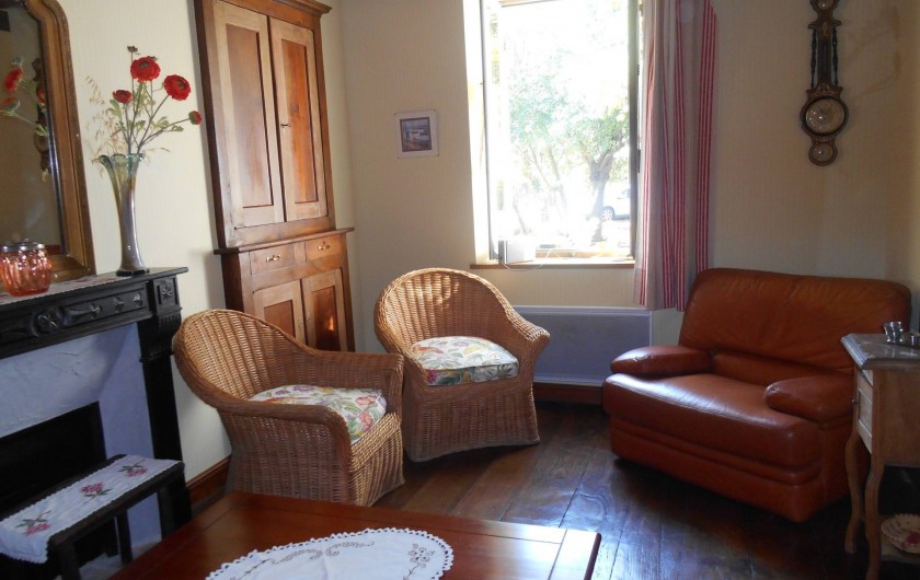 Location de vacances - Maison - Villa à Nouzerolles - autre vue salon du bas