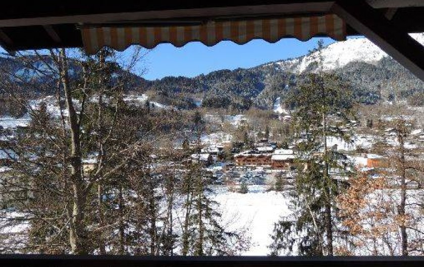 Location de vacances - Appartement à Les Houches - Le balcon en hiver télécabine DU PRARION proche