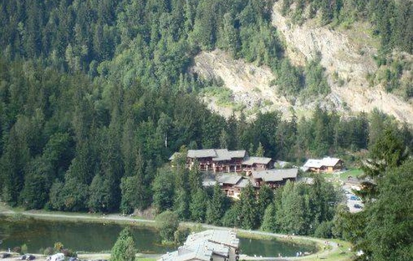 Location de vacances - Appartement à Les Houches - La résidence vue du télécabine DU PRARION