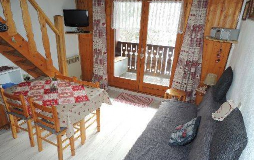 Location de vacances - Appartement à Les Houches - Le séjour côté lac