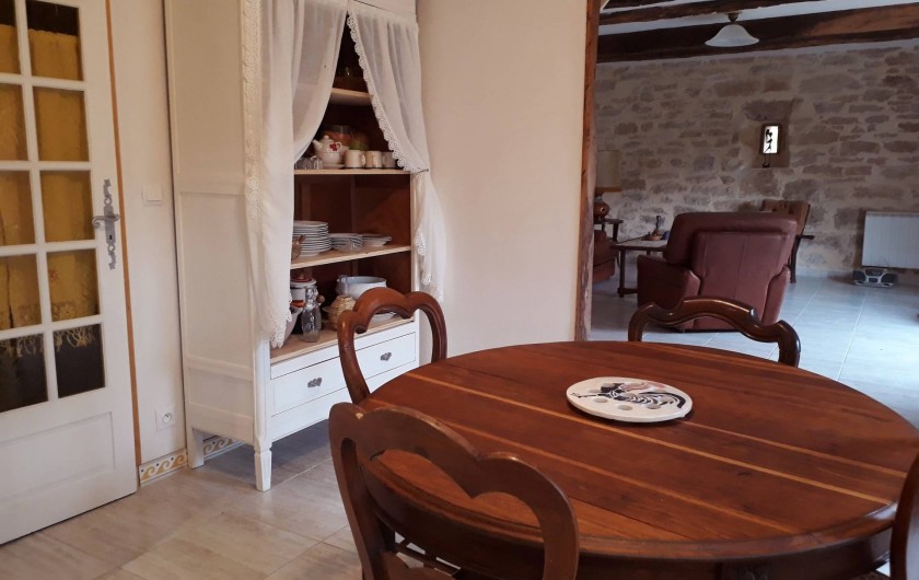 Location de vacances - Gîte à Martiel - Gîte Rosa, cuisine salon