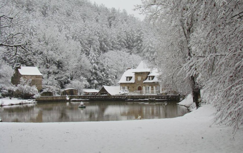 Location de vacances - Gîte à La Rouquette - Sous la neige ...