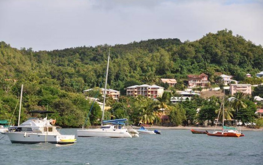 Location de vacances - Appartement à Les Trois-Îlets - Résidence ELAN vue du port