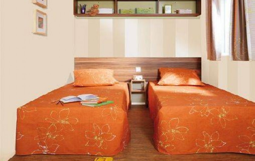 Location de vacances - Bungalow - Mobilhome à Ghisonaccia - 2 chambres petits lits