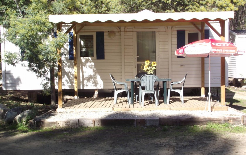 Location de vacances - Bungalow - Mobilhome à Ghisonaccia - Terrase basse