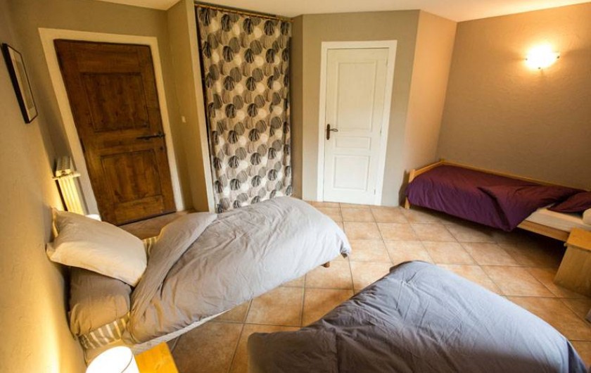 Location de vacances - Gîte à Castanet-le-Haut - Chambre "la Remise" 20m²