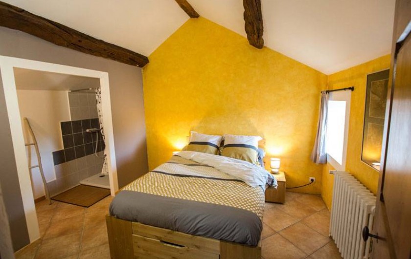 Location de vacances - Gîte à Castanet-le-Haut - Chambre " la pailler" 15m²