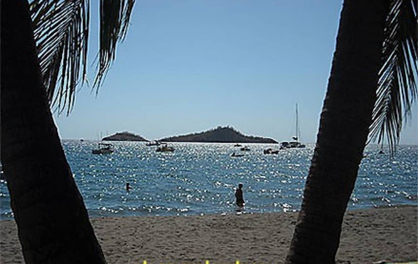 Location de vacances - Villa à Bouillante - PLAGE DE MALENDURE 5 MN A PIED