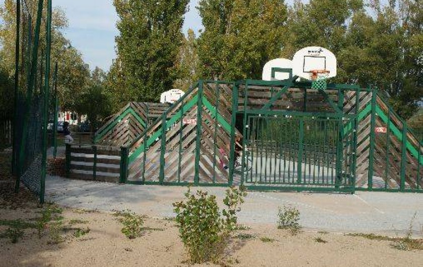 Location de vacances - Bungalow - Mobilhome à Fréjus - Terrain de basket