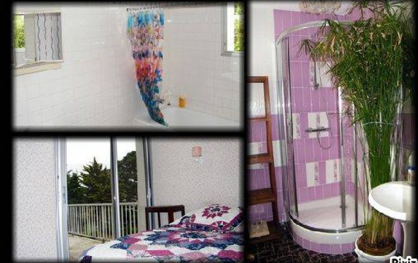 Location de vacances - Villa à Sarzeau - Salle de bain, salle d'eau et petite chambre de l'étage