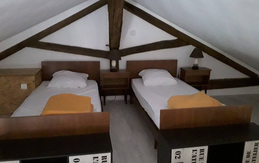 Location de vacances - Gîte à Sorges et Ligueux en Périgord - chambre mezzanine