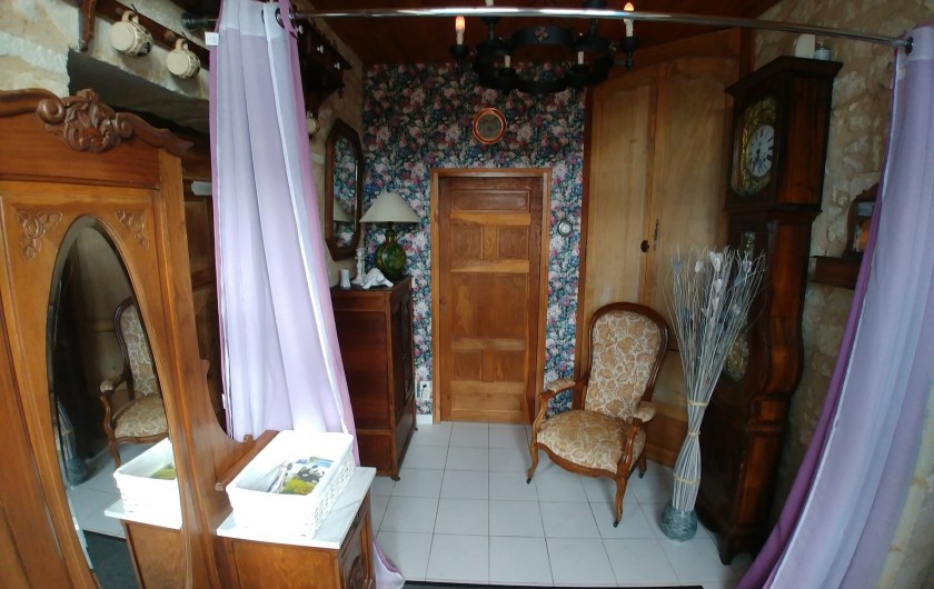 Location de vacances - Chambre d'hôtes à Beaumont - Entrée maison