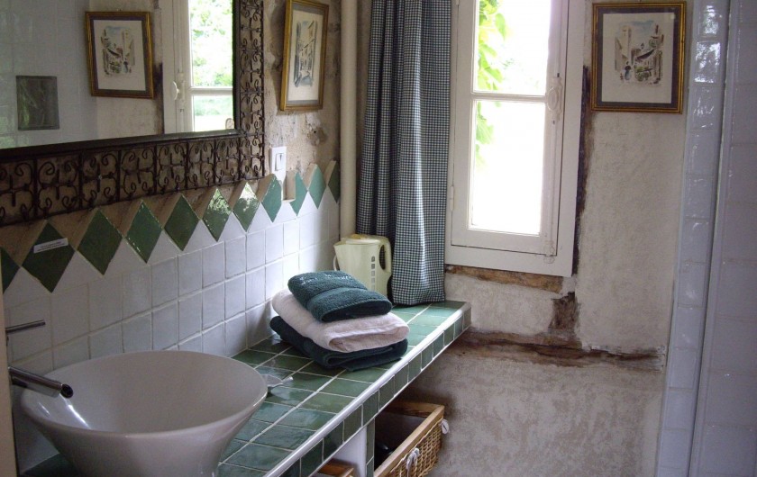 Location de vacances - Maison - Villa à Vitry-aux-Loges - salle douche  de la chambre 2