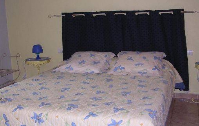 Location de vacances - Gîte à Molières-Cavaillac - le lit en 160 cm