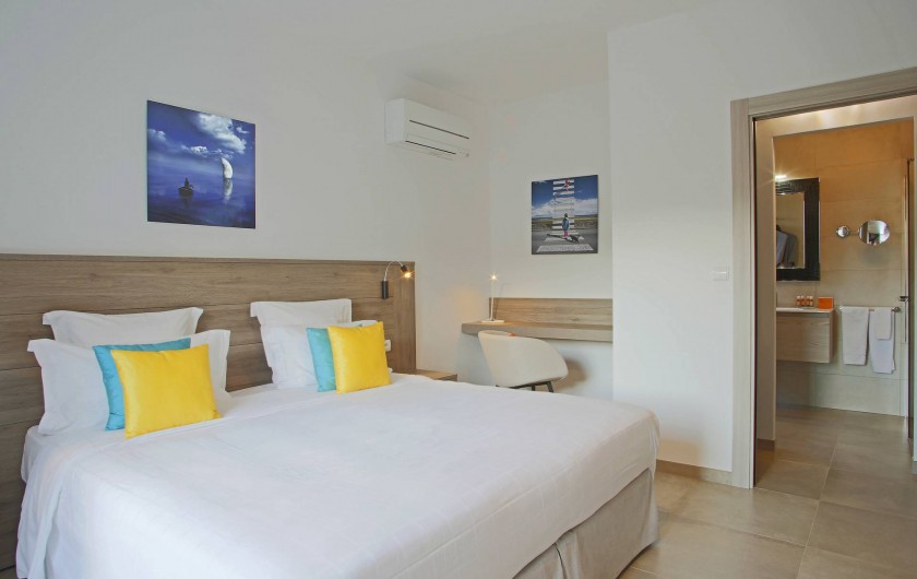 Location de vacances - Villa à Calvi - Chaque chambre dispose de sa propre salle de bain privative