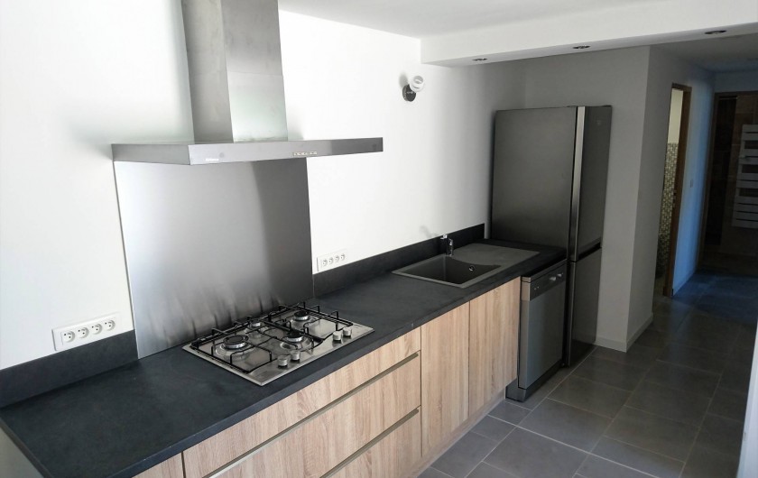 Location de vacances - Gîte à Orgon - La cuisine du gîte