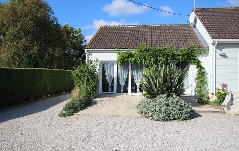 Location de vacances - Appartement à Yvetot-Bocage - VUE DU GITE Face est sud est