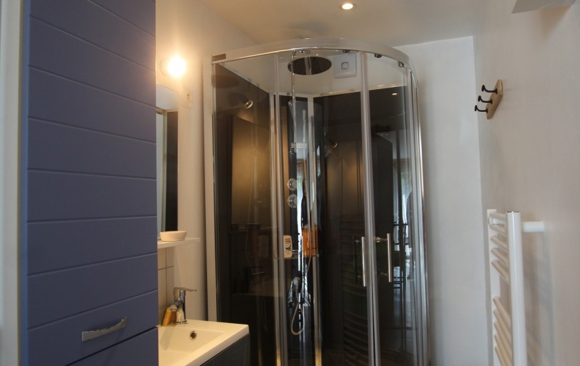 Location de vacances - Appartement à Yvetot-Bocage - SALLE DE BAIN