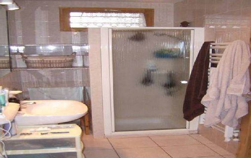 Location de vacances - Appartement à La Toussuire - salle de bain