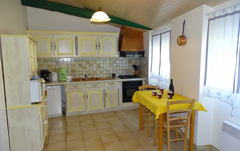 Location de vacances - Villa à Saint-Étienne-de-Fougères - Cuisine