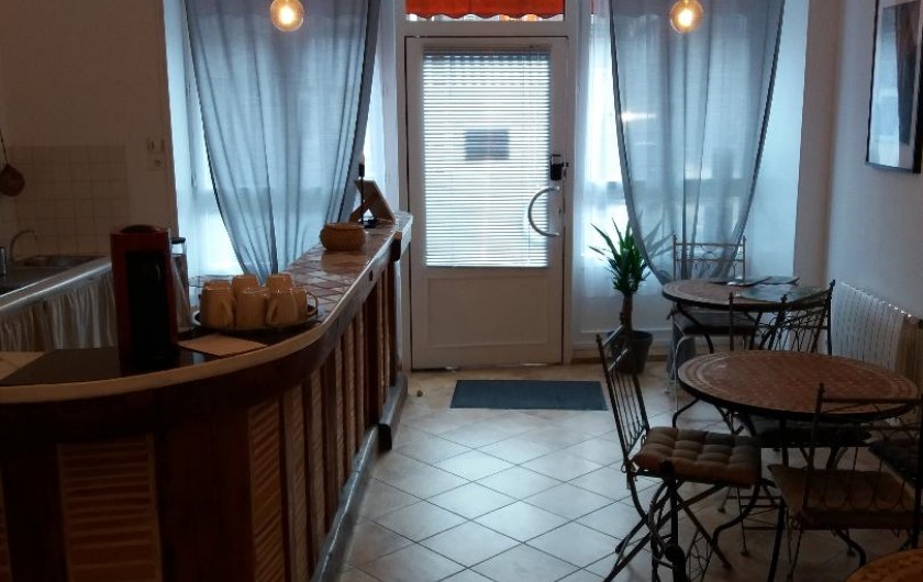 Location de vacances - Gîte à Pontorson - Cuisine et espace repas