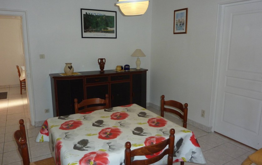 Location de vacances - Appartement à Cransac - Salon/salle à manger