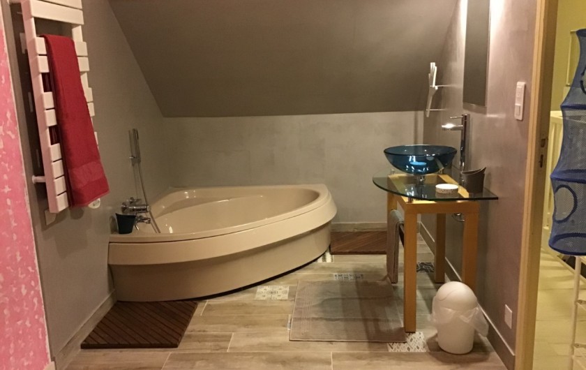 Location de vacances - Chambre d'hôtes à Mesquer - salle de bain tengo  saison 2020