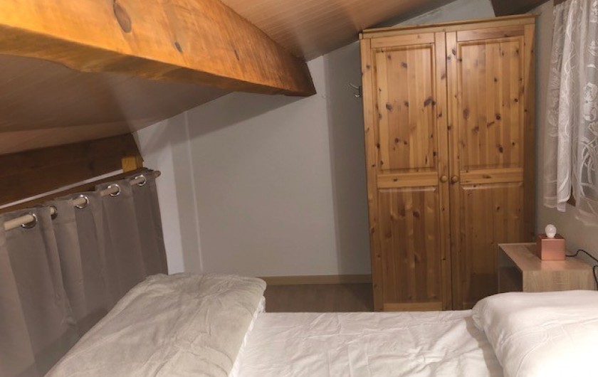 Location de vacances - Maison - Villa à Saint-Martin-de-Brômes - Chambre en mezzanine