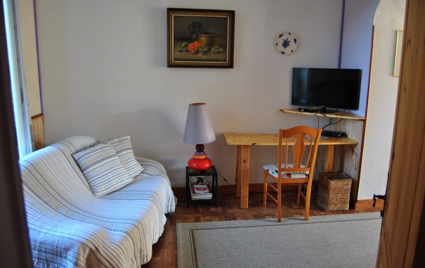 Location de vacances - Chambre d'hôtes à Saint-Avit-Sénieur - La Chambre Les Violettes