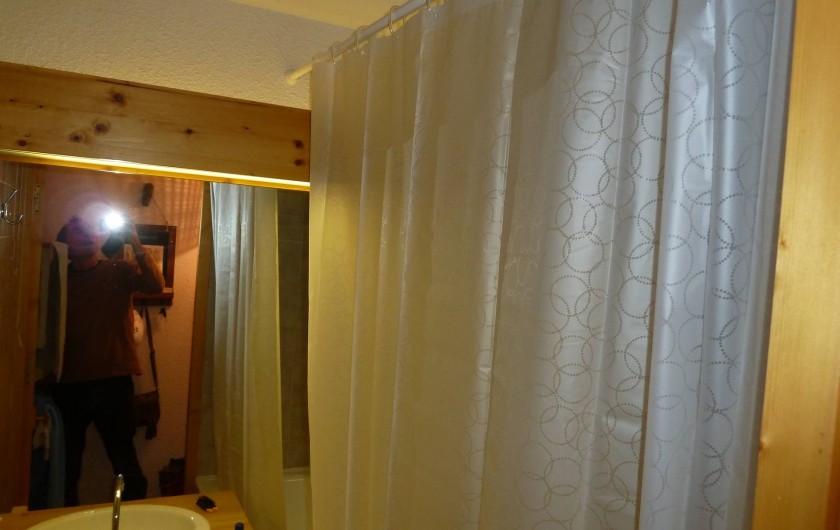 Location de vacances - Studio à Pralognan-la-Vanoise - salle de bains